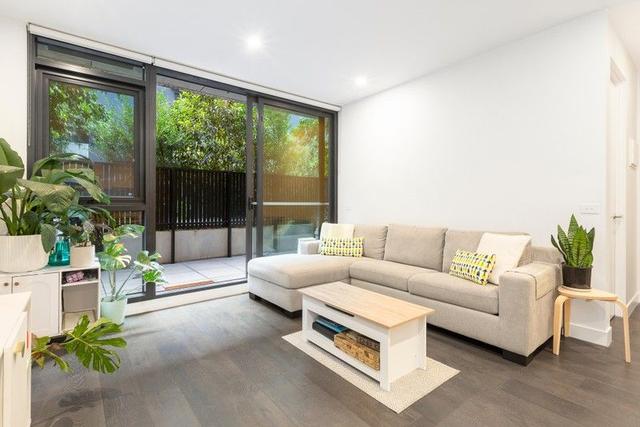 102/127 Nicholson  Street, VIC 3057