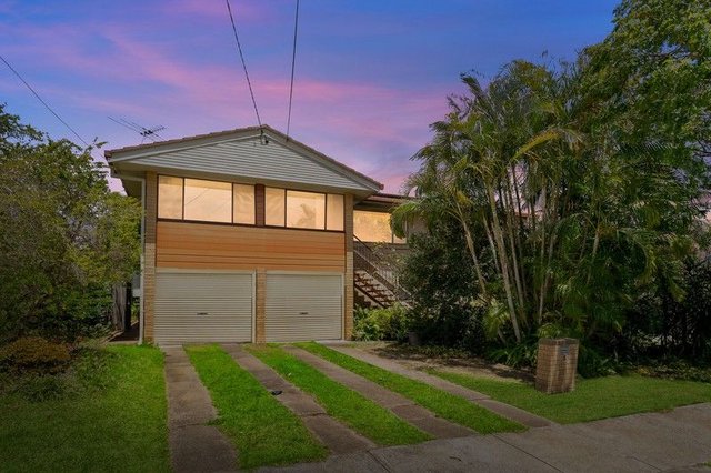 5 Narelle Crescent, QLD 4123