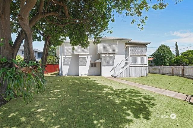 6 Weinholt Street, QLD 4075