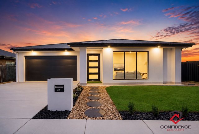 24 Apuatimi Crescent, ACT 2611