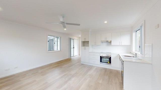 10a Irving  Street, NSW 2285