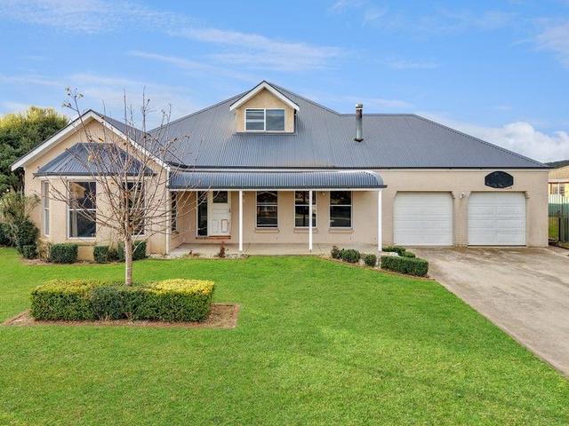 12 Brennan Crescent, NSW 2787