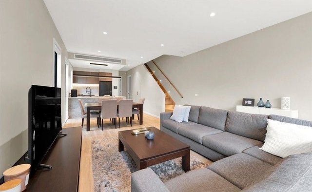 3/76 Dickens Street, VIC 3184