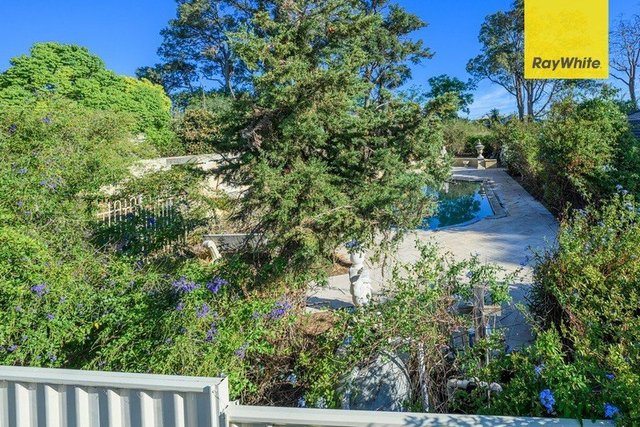 12 Gladstone Avenue, WA 6056