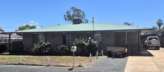 9 Hopbush Street, WA 6442