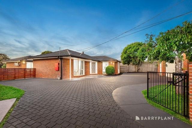 4 Saxby Court, VIC 3152