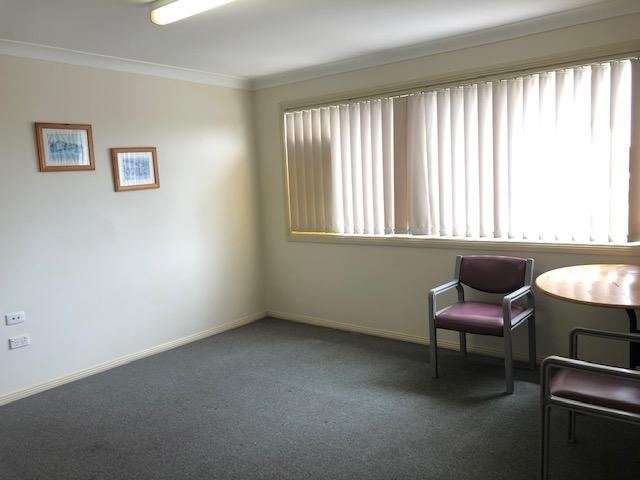 Suite 8 / 18 Sweaney Street, NSW 2360