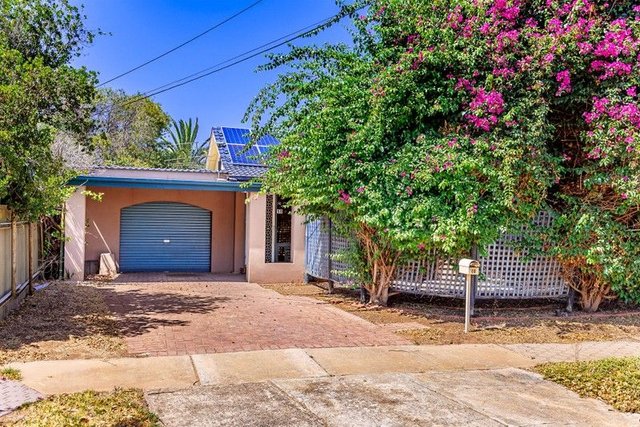 10 Barnes Crescent, SA 5107