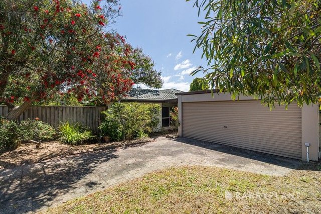 18 Mawarra Avenue, VIC 3940