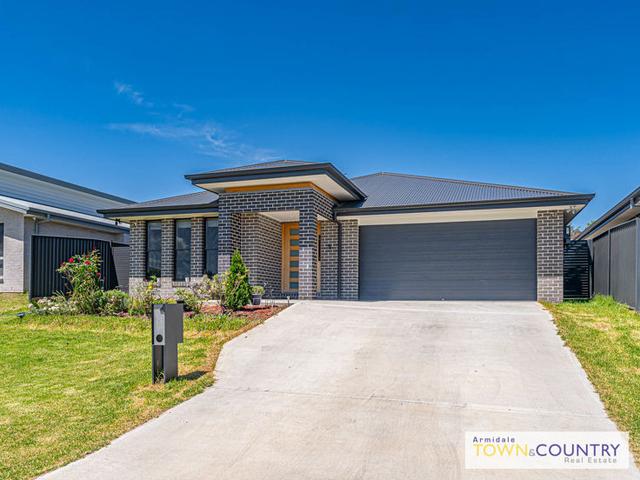 4 Bruce Close, NSW 2350