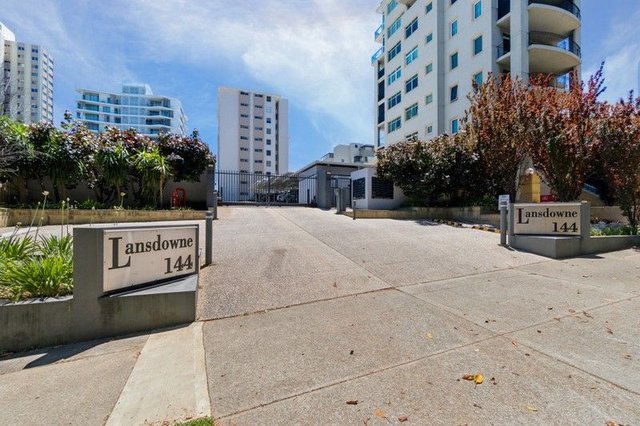 7/144 Mill Point Road, WA 6151