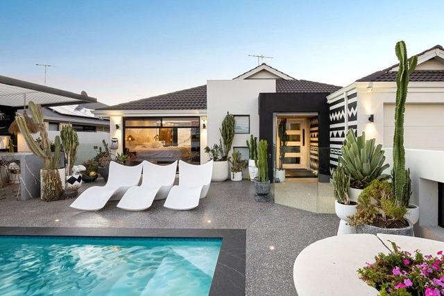 16 Riceflower Boulevard, WA 6210