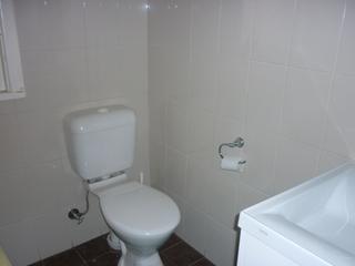 Bathroom (2014-09-19)
