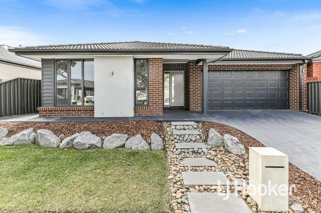 41 Revelstoke Crescent, VIC 3810