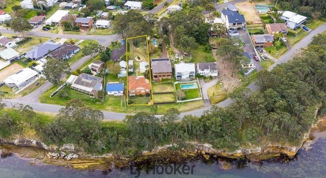 219 Dobell Drive, NSW 2267