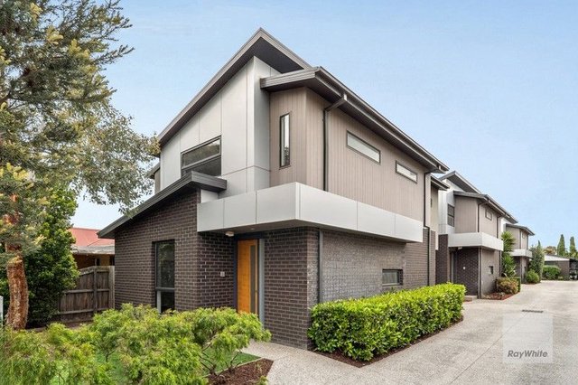 1/4 Essex Street, VIC 3044