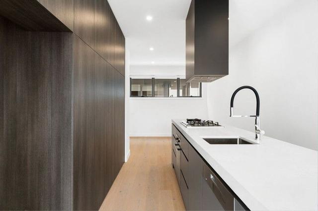 10/74-76 Cramer Street, VIC 3072