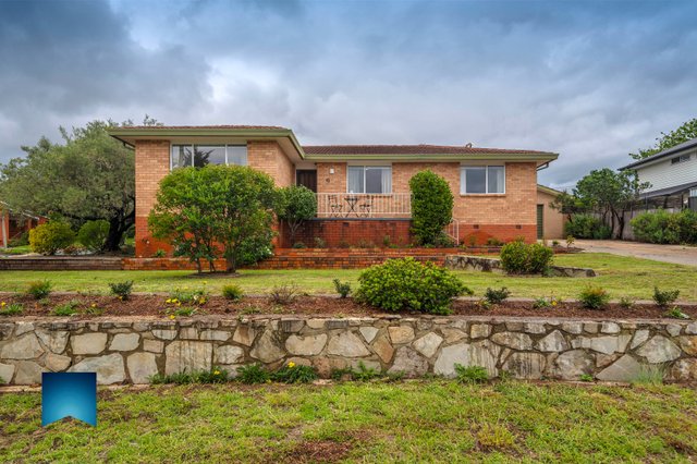 6 Charteris Crescent, ACT 2606