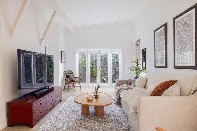 19 Yelverton Street, NSW 2044