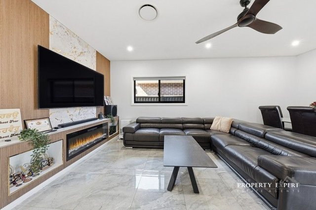 16 Agland Avenue, NSW 2765