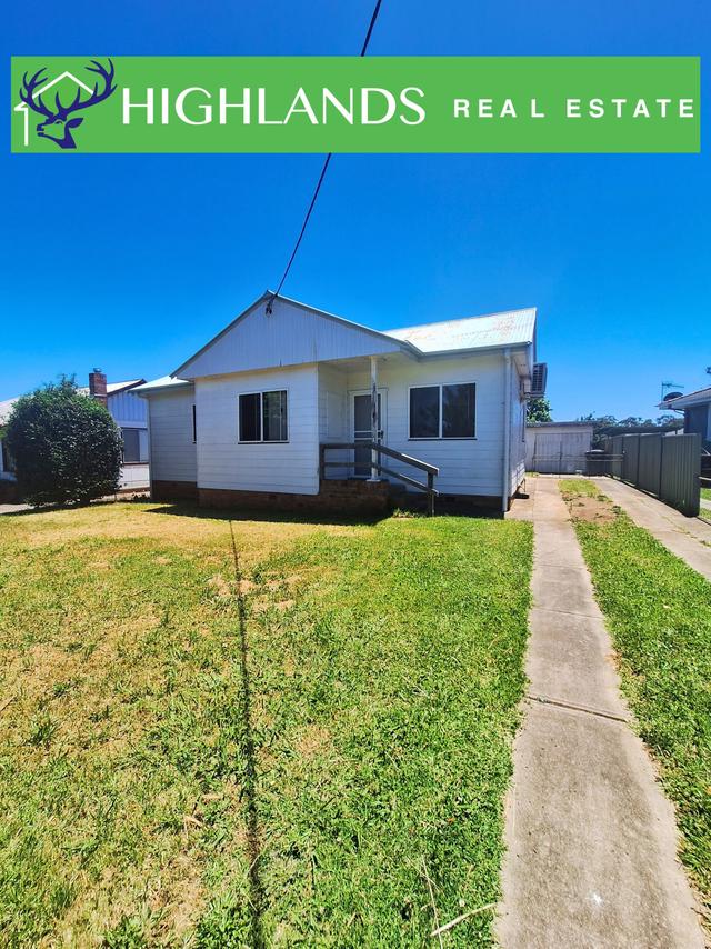 6 Scott Street, NSW 2370