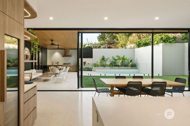 18 Eastment Street, QLD 4065