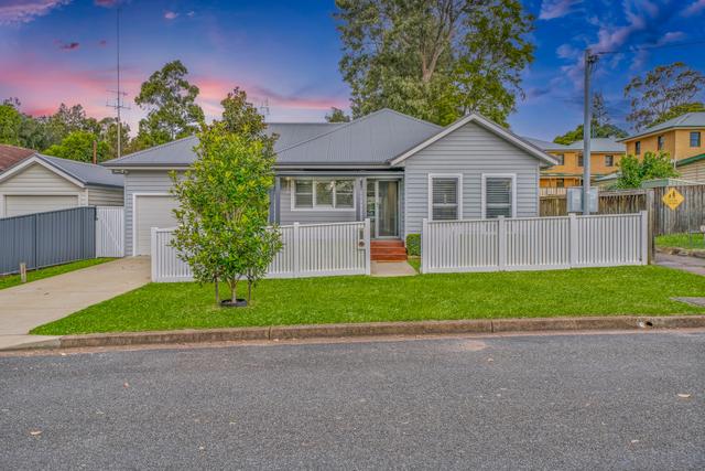 2/43 Day Street, NSW 2323