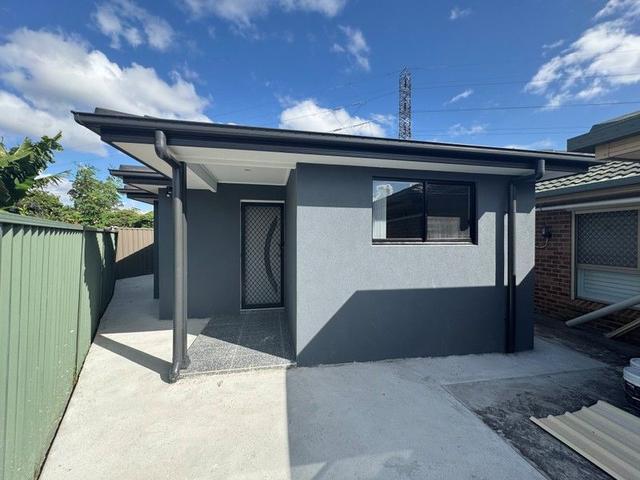 8A Veal  Grove, NSW 2761