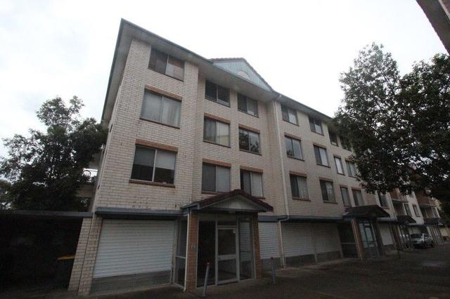 65/4 Riverpark Drive, NSW 2170