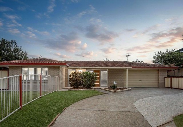 6 Montreal Street, QLD 4122