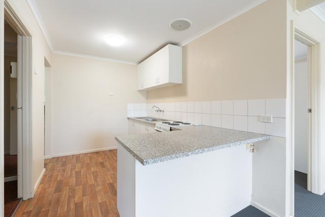 2/905 Chenery Street, NSW 2640