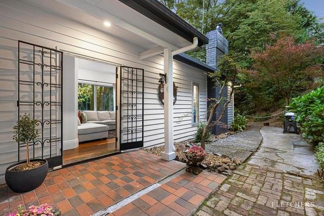 156 Mount Dandenong Tourist Road, VIC 3786
