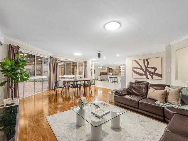 7 Mozart Place, QLD 4074