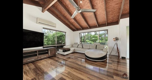 123 Discovery Dr, QLD 4212