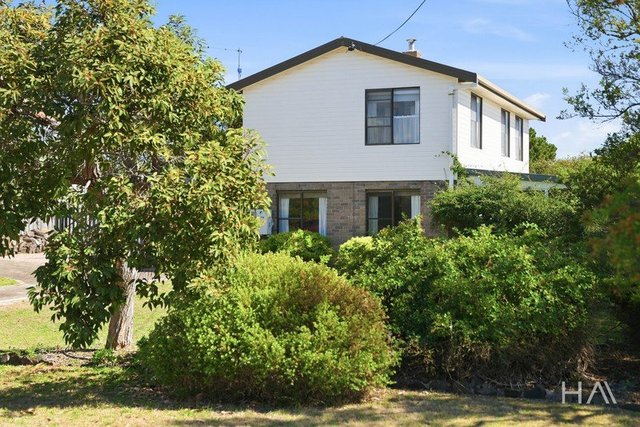 33 Gunn Parade, TAS 7253
