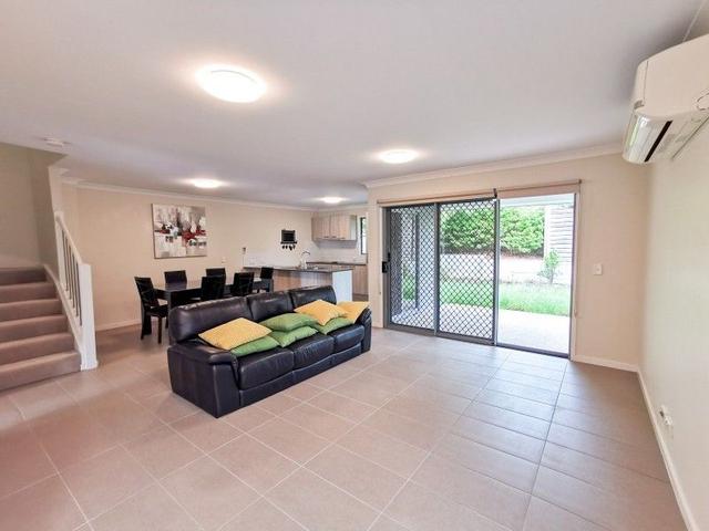 4/40 Lakefield Place, QLD 4113