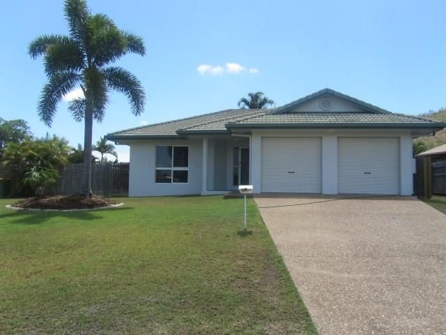 8 St Helens Drive, QLD 4814