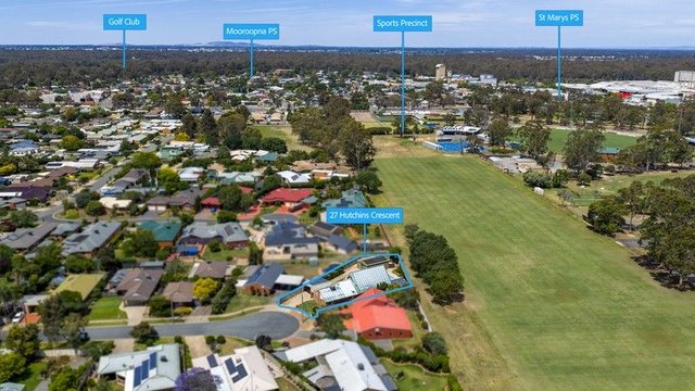 27 Hutchins Crescent, VIC 3629