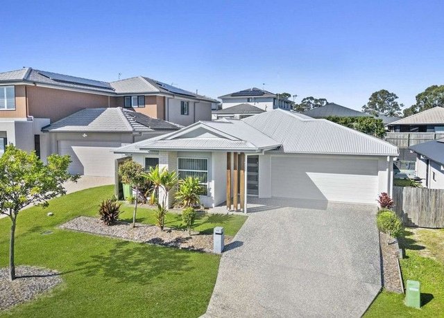 13 Macquarie  Street, QLD 4209