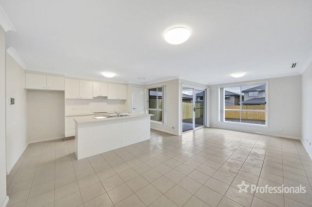 8 Webber Circuit, NSW 2565