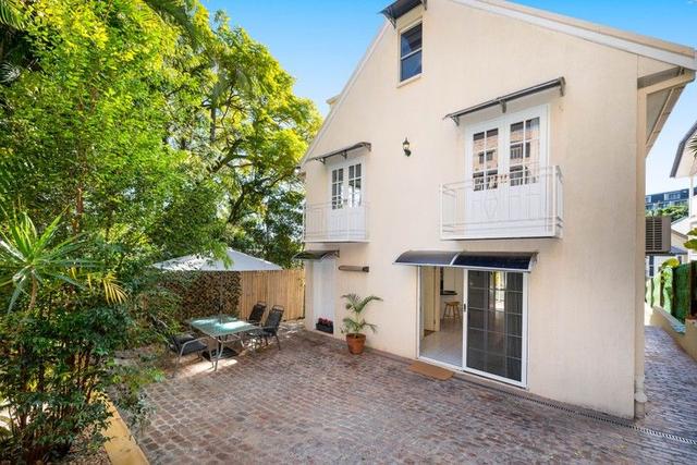 16 Sheriff Street, QLD 4000