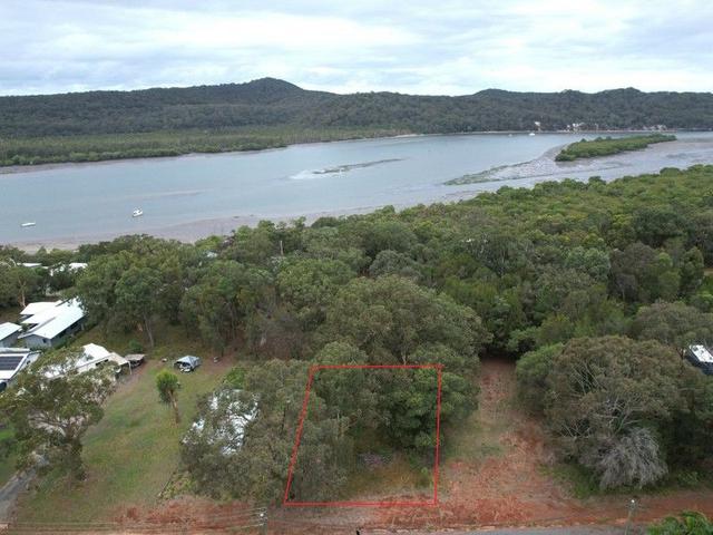 19 Double Island Outlook, QLD 4184