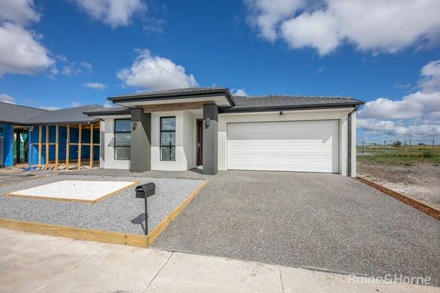 35 Senkaki Street, VIC 3429
