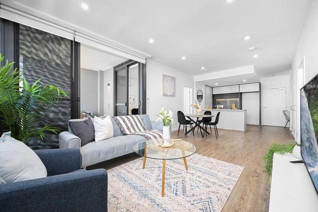 802/81B Lord Sheffield Circuit, NSW 2750