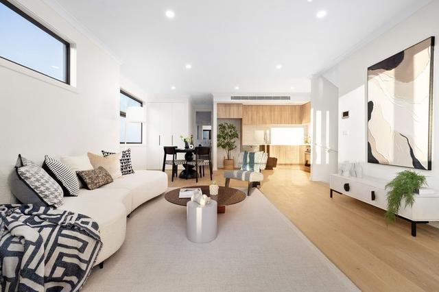 8/2-4 Doynton Parade, VIC 3149