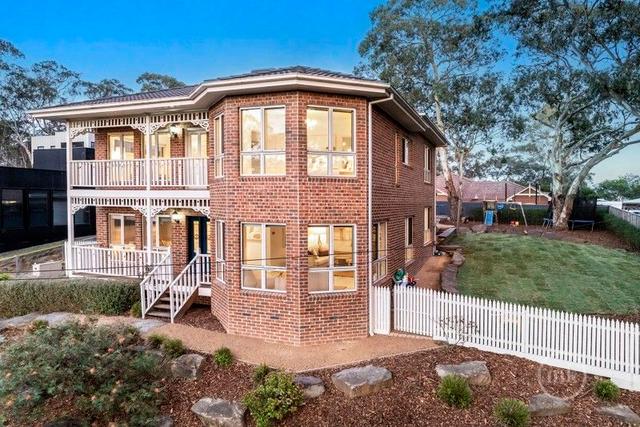 House 2/16 Piper Crescent, VIC 3095