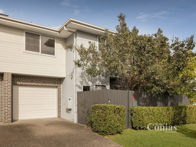 2/4 Fehlberg Street, QLD 4053