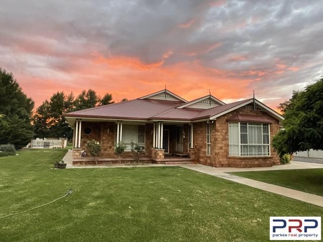 6 Coolabah Drive, NSW 2870