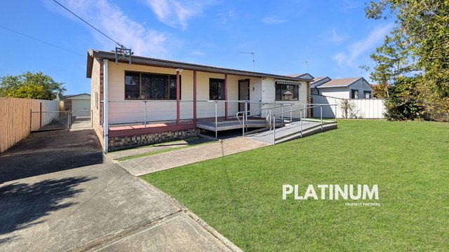 14 Kingsford Smith Crescent, NSW 2540