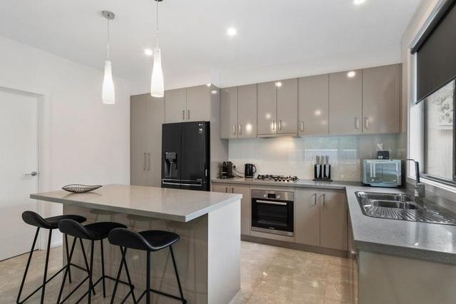1/20 Iluka Street, VIC 3936